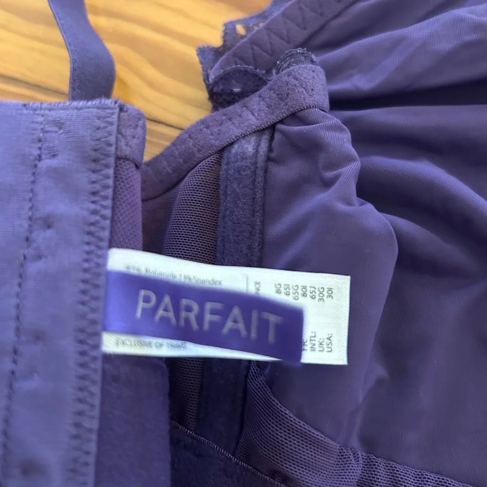 Lace Bralette in Purple - Picture 5 of 6